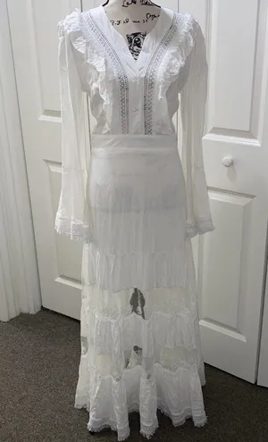 Muy Muy Fancy Cottage Core Lace Embroidered Bell Sleeves White Maxi Dress Sz Sm thumbnail 1