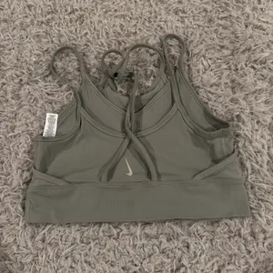 Nike Sports Bra thumbnail 2