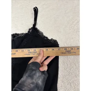 Forever 21 00s Scene Emo Black Lace Cropped Cami Sz L‎ Gothcore Witchy Y2k Indie Sleaze thumbnail 5