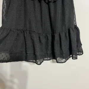 Altar'd State‎ Women's Black Tiered Ruffle One Sleeve Mini Dress Size Large thumbnail 4