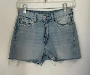 American Eagle Mom Jean Cutoff Shorts Distressed Size 2 Light Wash thumbnail 1