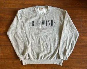 Four Winds Casino Crewneck Gray Size M thumbnail 1