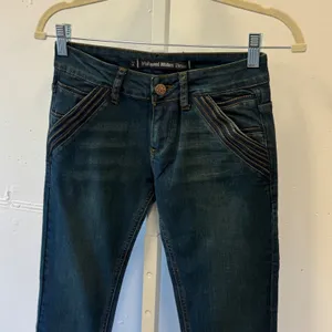 Y2K Hollywood Million Denim Trapper Dan Bootcut Jeans Integrity Wash 24 Low Rise thumbnail 3