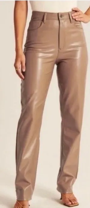 Abercrombie Ultra High-Rise 90s Straight Leather Pants thumbnail 1