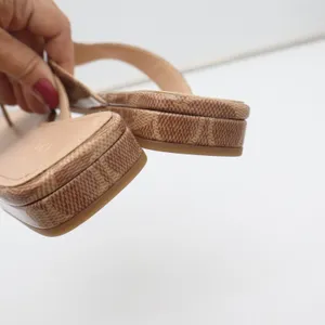 Coach Bridgette Signature Thong Sandals Tan Monogram Flip Flops Women's 8.5B thumbnail 8