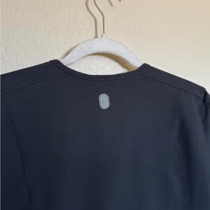 FIGS Indestructible Slim V Neck Scrub‎ Top Sz M 5 Pockets Nurse thumbnail 10