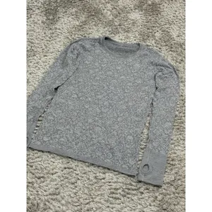 Lululemon Swiftly Tech Long Sleeve T-Shirt Top Women’s Size 10 18x28 Gray thumbnail 4