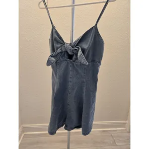 SHEIN Denim Tie Front Cutout Romper Size L Y2K Light Wash Flared Shorts Women thumbnail 2