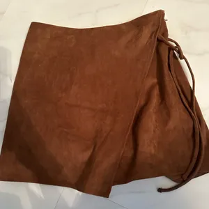 Abercrombie and fitch skirt thumbnail 1
