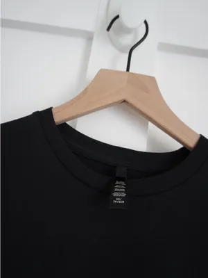 Skims Black Long Sleeve Tee thumbnail 2