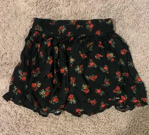 Skirt thumbnail 2