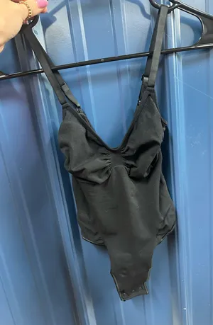 SKIMS Bodysuit Seamless thumbnail 1
