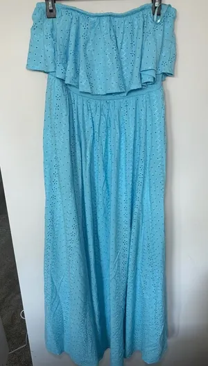 Torrid Blue Eyelet Strapless Smocked Bodice Maxi Dress Size 0 thumbnail 1