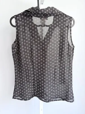 Old Navy Vintage Sheer Gray Polka Dot Tie Neck Sleeveless Blouse Pussybow XS thumbnail 3