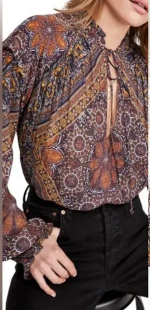 Free People Little Runaway Medallion Print Top Blouse Size Small Keyhole Neck thumbnail 1