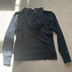 Hoodie thumbnail 3