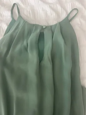 Green dress thumbnail 3