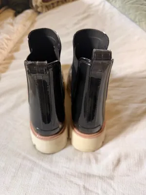 DV by Dolce Vita Black Glossy Chelsea Rain Boots Chunky Lug Sole Waterproof Women’s 9 thumbnail 3