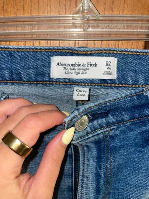 Abercrombie Ankle Straight High-Rise Curve Love thumbnail 2