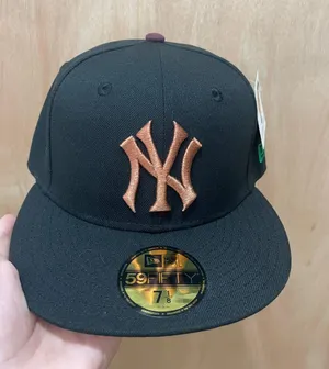 Hat club Rahnni fitteds New York Yankees size 7 1/8 brand new thumbnail 1