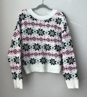 PINK Victoria's Secret White Snowflake Holiday V-Neck Sweater Fairisle Size M thumbnail 1
