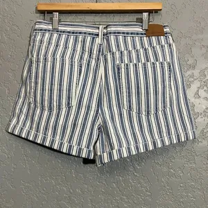 American Eagle Mom Shorts New thumbnail 3