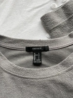 Forever21 Gray Longsleeve Top NWOT thumbnail 4