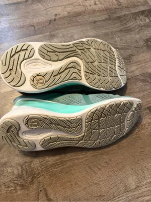 Lululemon Tennis Shoes thumbnail 4