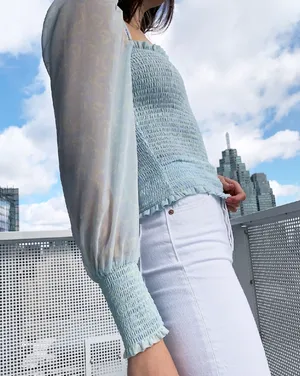 Aritzia top thumbnail 2