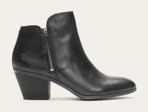 Frye Judith Leather Block Heel Almond Toe Zip Ankle Bootie Black 7 thumbnail 1