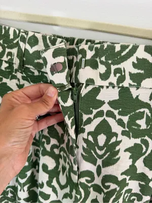 Cropped Wide-Leg Pants in Green and Cream Damask thumbnail 3