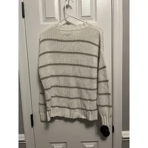 American Eagle White and Beige Striped Sweater Med but Oversized‎ w/large pocket thumbnail 4