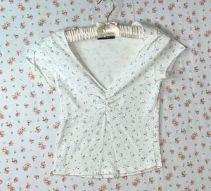 Brandy Melville Floral Top thumbnail 1