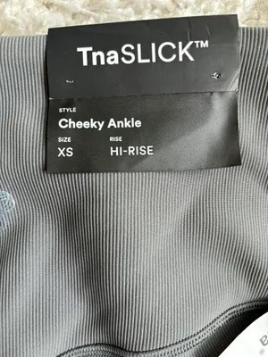 Aritzia Leggings thumbnail 3