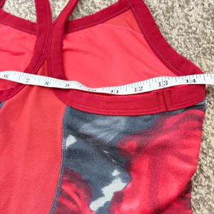 Lululemon Tank Top Women 6 Red Rose Print Racerback Shelf Bra Rare Gym‎ Yoga thumbnail 8