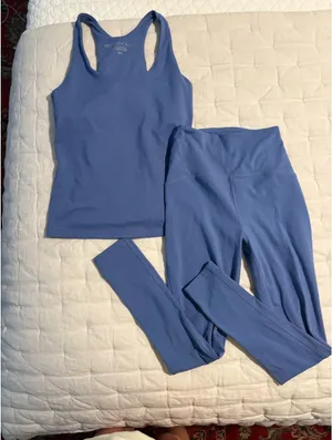 Beyond Yoga Blue Set thumbnail 1
