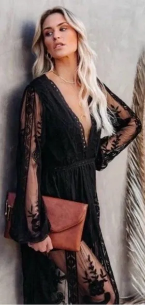 Boutique NEW Black Lace V-neck Long Sleeve Boho Maxi Dress thumbnail 3