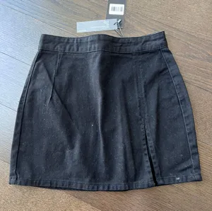 LIONESS black skirt thumbnail 1