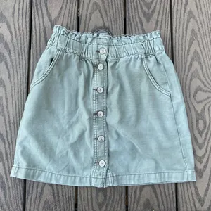 American Eagle size 4 green button up mini skirt western concert country denim thumbnail 1