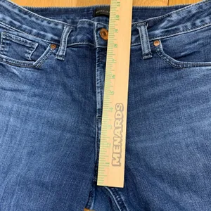 Silver Jeans‎ Co Suki Capri Dark Wash Curvy Fit Denim Jeans Size W31 x L23.5 thumbnail 5