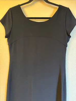 dressbarn 8 Black Scoop Neck White Floral Embroidered Mini Knee Length Dress LBD thumbnail 7