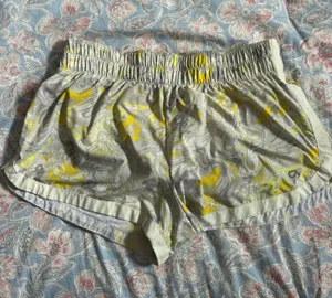 Gap Athletic Shorts thumbnail 1
