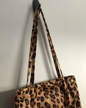 Corduroy Shoulder Bag Cheetah Print thumbnail 3