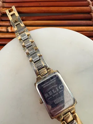 Relic Gold-Tone Women's Rectangular Bracelet Watch with White Dial Needs Battery thumbnail 8