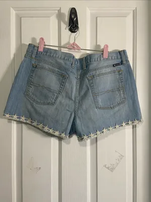 Lucky Brand Light Wash Denim Star-Trim Shorts thumbnail 3