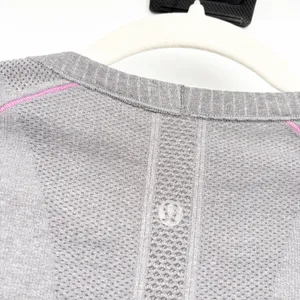 Lululemon Womens Swiftly Tech Short Sleeve Athletic Gym Workout Tee Gray thumbnail 4