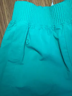 Lululemon Stretch Woven Relaxed-Fit High-Rise Short 4" Kelly Green Size XXS thumbnail 5