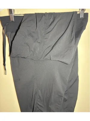 Lululemon Jogger Sz 8 Pants Black 30” inseam thumbnail 6