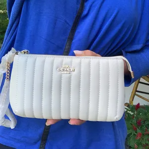 Authentic COACH 1941 Nappa leather/smooth leather zip top wristlet thumbnail 9