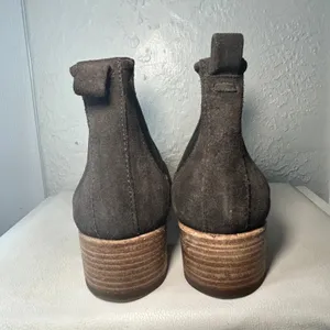 Alberto Fermani Suede Chelsea Boots Dark‎ Gray Block Heel Made in Italy Size 9.5 thumbnail 3